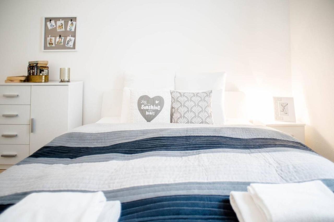 Comfy, Renewed 3 Bedroom Apt In Center Budapest Exterior foto