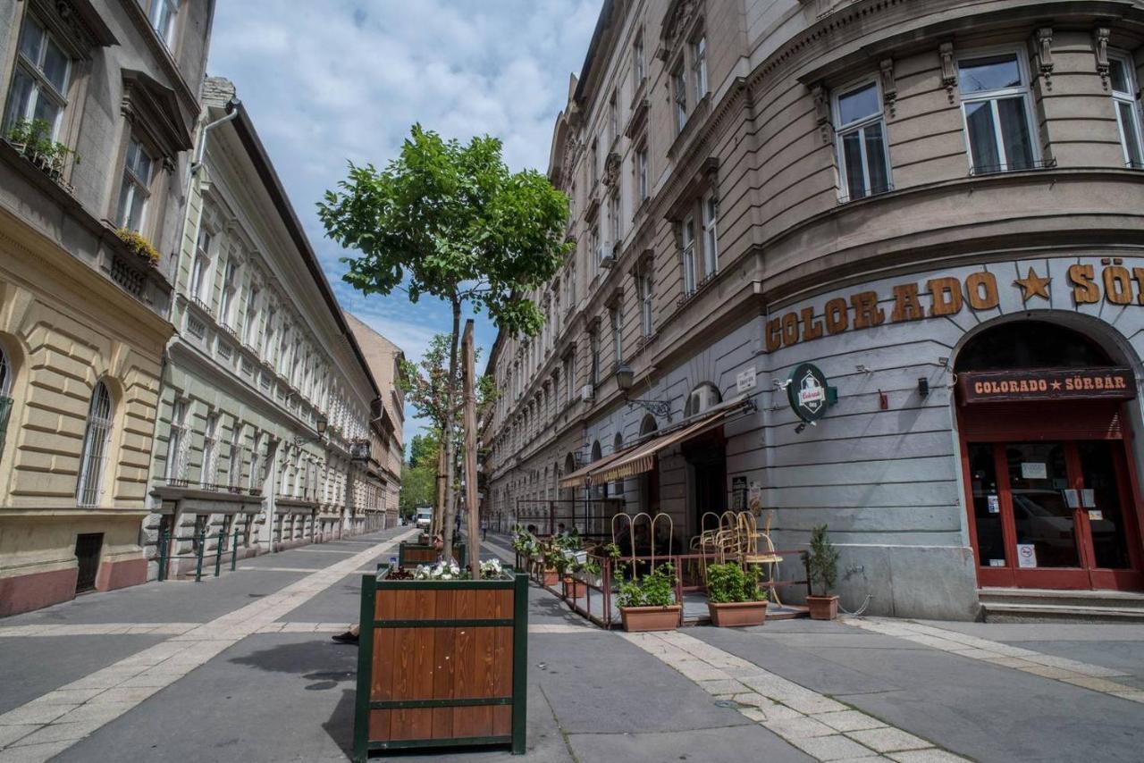 Comfy, Renewed 3 Bedroom Apt In Center Budapest Exterior foto